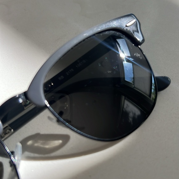 Ray-Ban Club master Sunglasses - Picture 4 of 5